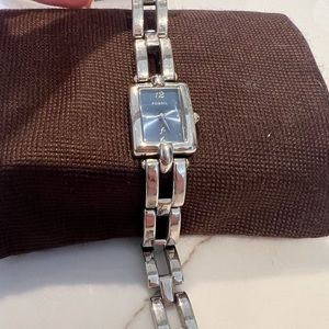 Womens silver fossil watch